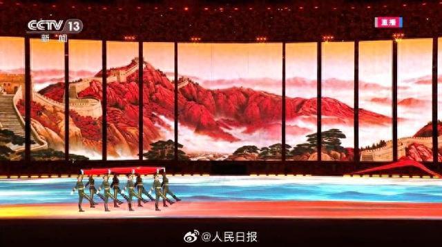 游泳4×200米回放_亚运会游泳3米台冠军_女子4×200米游泳决赛视频